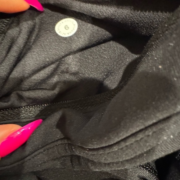 Lululemon Fast and Free Cropped Legging 6 - Picture 4 of 5